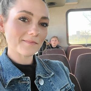 Meet your Posher, Alexandra